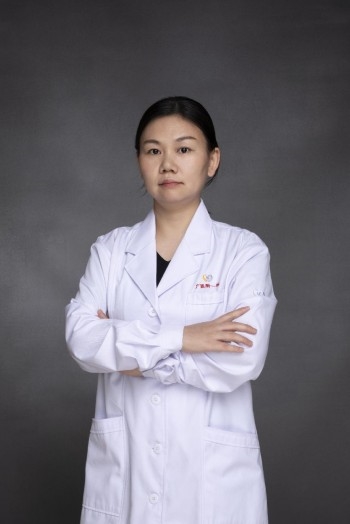 何玉文