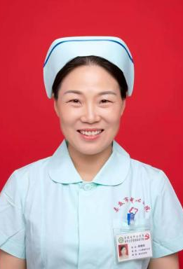 杨蟾秋