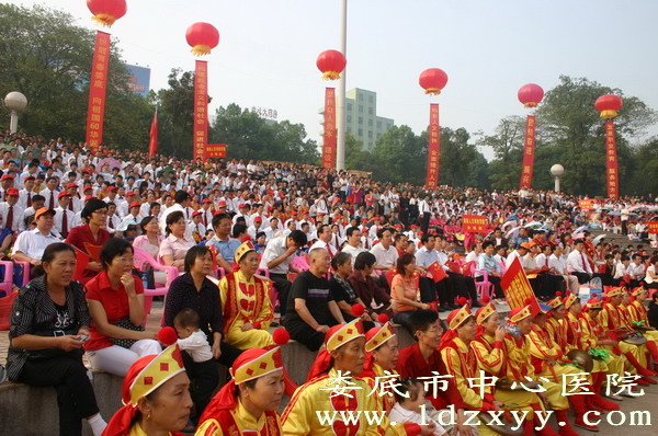 我院合唱团获全市红歌赛金奖