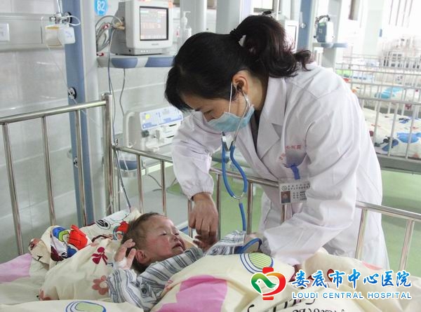 我院爱心救助贫困溺水宝宝
