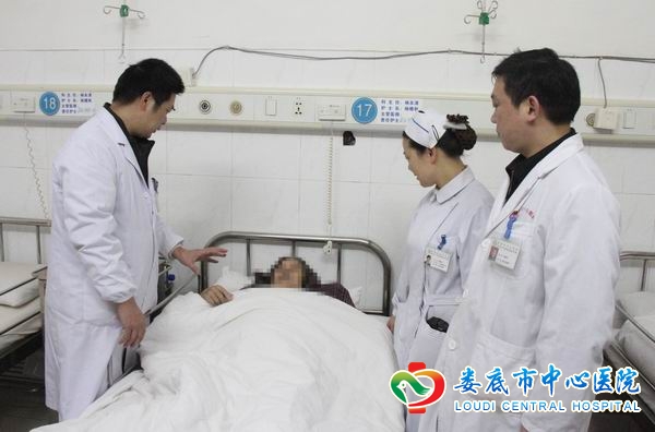 全市首例微创肝叶切除手术在我院成功开展
