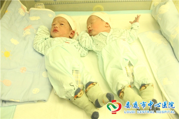 奇！双峰女子两次试管成功生下三娃