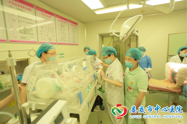 湖南娄底：新生儿移动ICU为重症患儿保驾护航