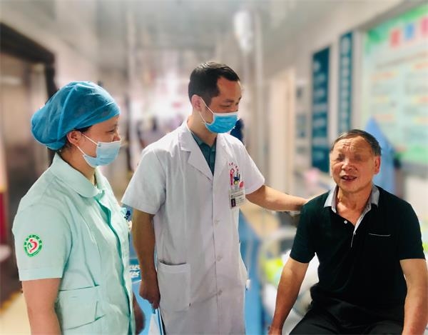 七旬老者六天滴水未进无麻胃镜两小时尽除“祸端”