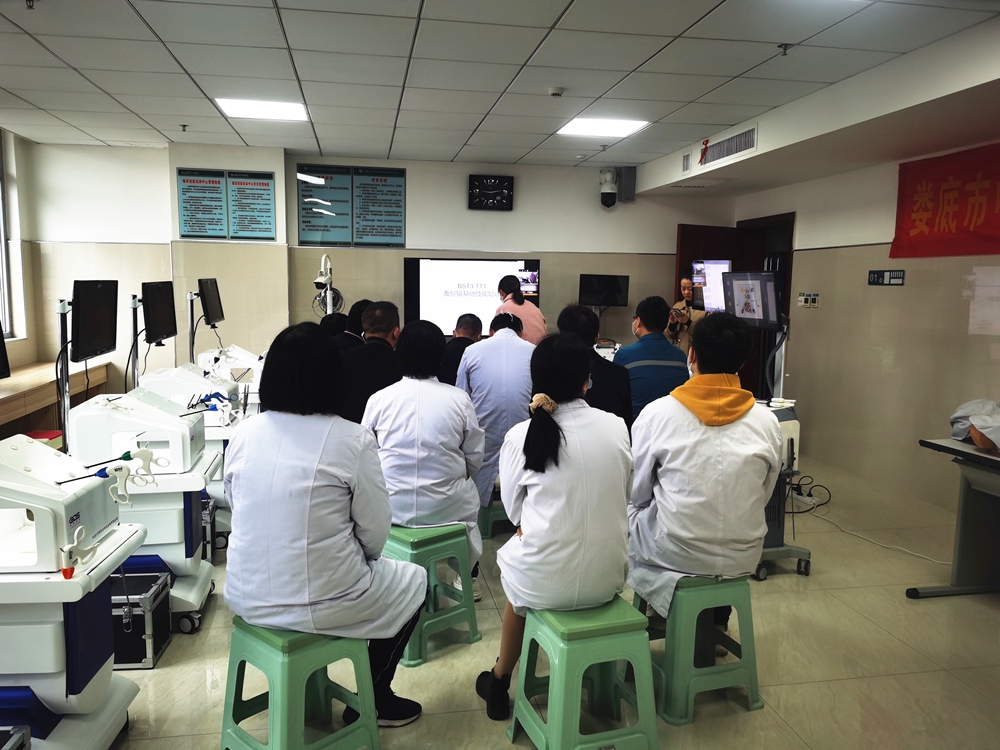 我院举办首届腔镜基础技能讲师培训班