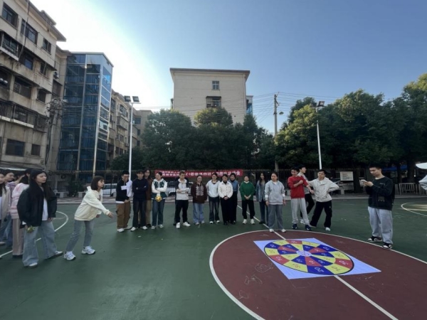 我院举办临床见习生趣味运动会