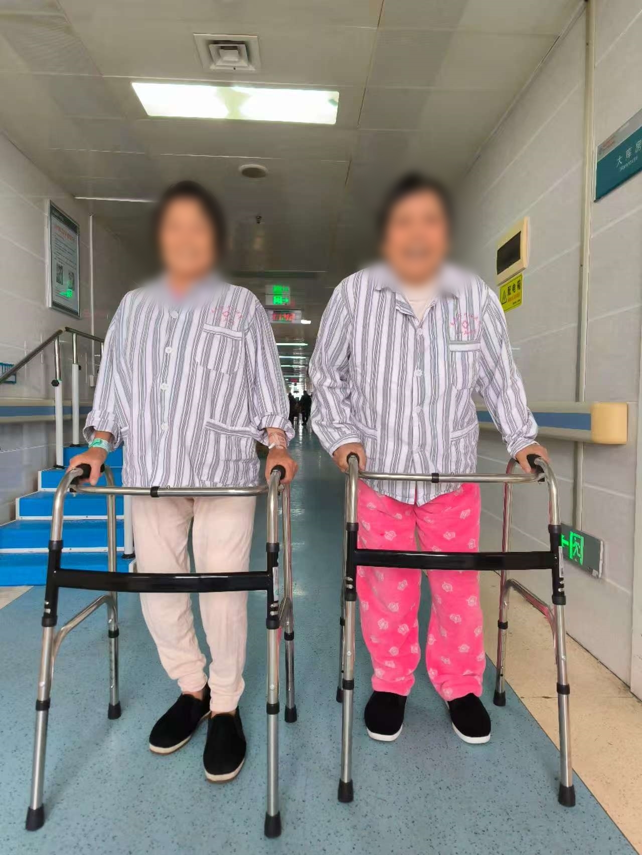 七旬姐妹二十载膝痛顽疾终得解“组团”手术开启无痛幸福晚年