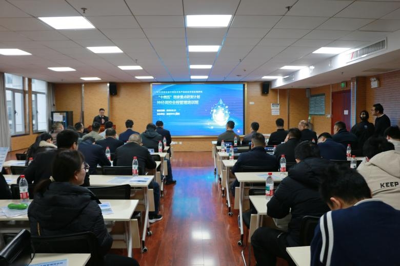 【国家区域医疗中心建设】湘粤专家齐聚娄底助力神经调控全程管理提质升级